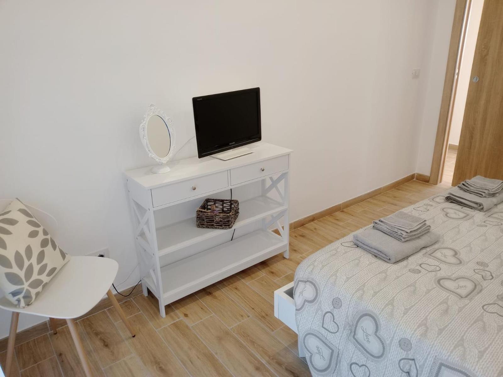 Alex'S House Apartment Sanremo Bagian luar foto